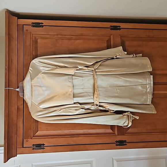 Michael Kors gold satin jacket - Picture 5 of 10